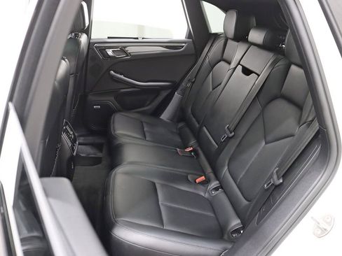 Used 2020 Porsche Macan S AWD/4WD image 25