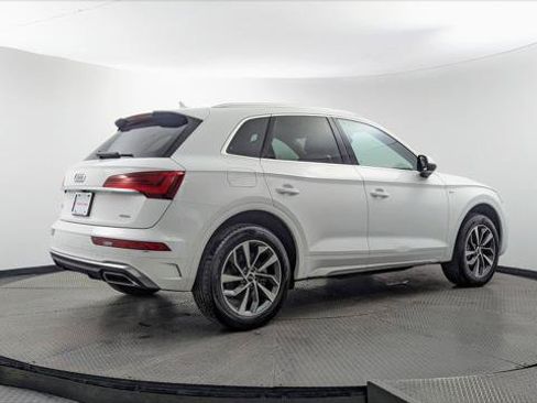 Used 2023 Audi Q5 2.0T Premium Plus w/ Premium Plus Package AWD/4WD image 8