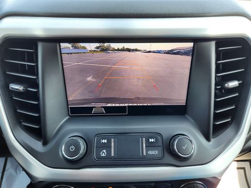 Used 2020 GMC Acadia SLE FWD image 20