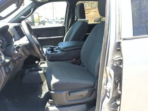 Used 2022 RAM 2500 Tradesman AWD/4WD image 5