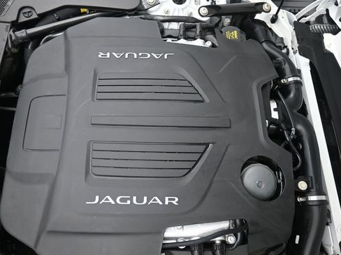 Used 2021 Jaguar F-TYPE R AWD/4WD image 26