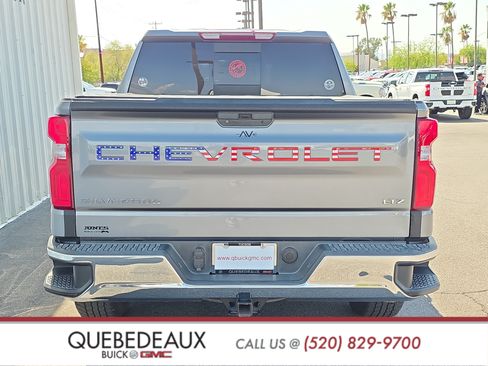 Used 2019 Chevrolet Silverado 1500 LTZ w/ LTZ Convenience Package AWD/4WD image 6