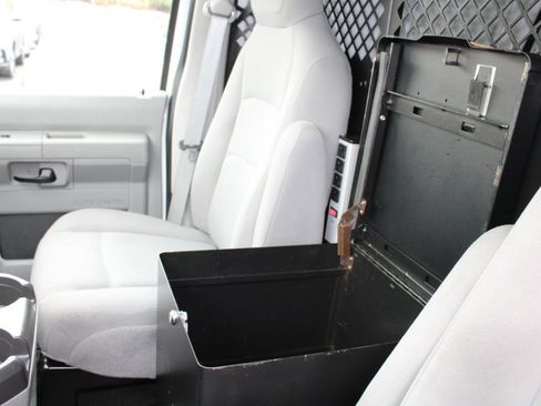 Used 2013 Ford E-150 and Econoline 150 w/ PWR Group image 10