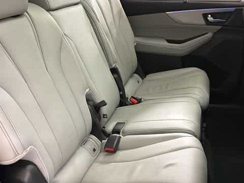 Used 2022 Acura MDX SH-AWD w/ Technology Package image 34