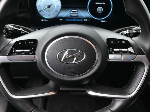 Used 2023 Hyundai Elantra SEL w/ Convenience Package FWD image 10