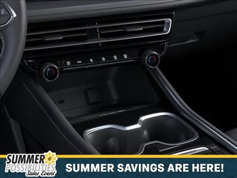 New 2026 Chevrolet Traverse LT w/ Sun and Wheel Package AWD/4WD image 23