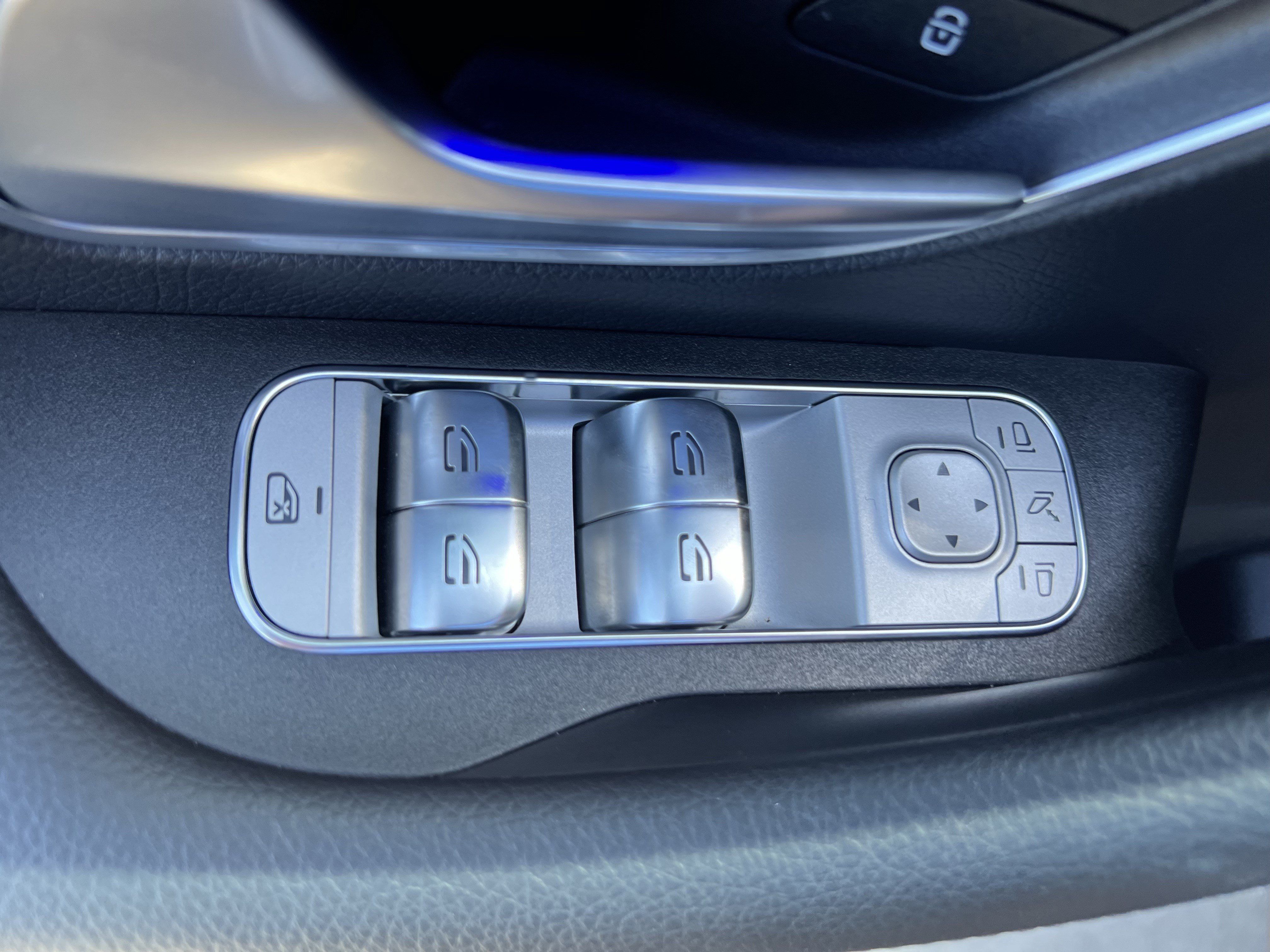 Certified 2026 Mercedes-Benz GLE 350 4MATIC image 15