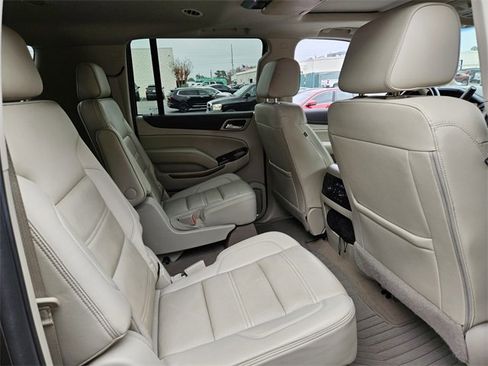 Used 2019 GMC Yukon XL Denali w/ Denali Ultimate Package image 18