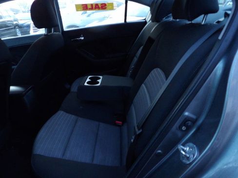 Used 2016 Kia Forte EX image 10