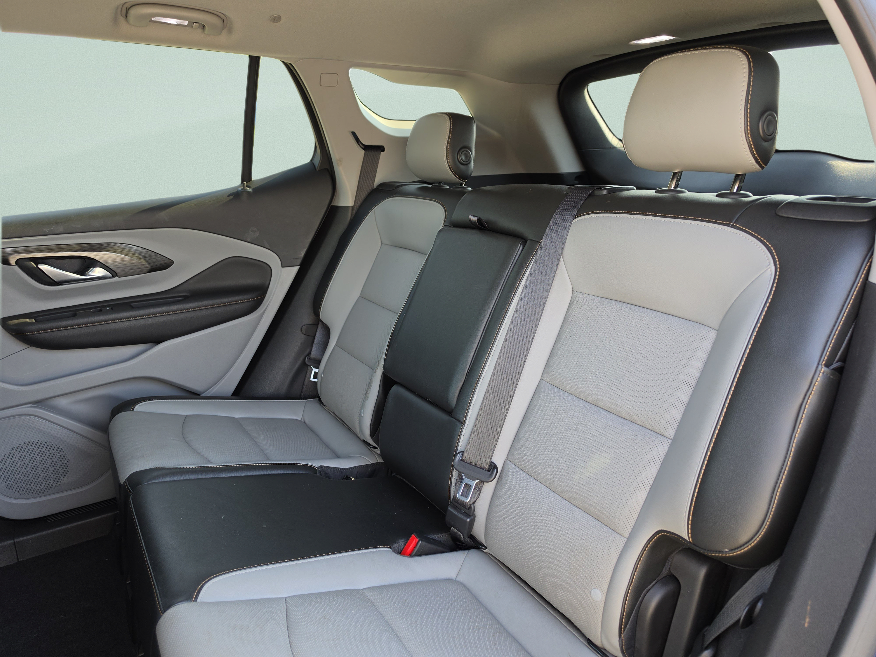 Used 2020 GMC Terrain SLT w/ Preferred Package FWD image 23
