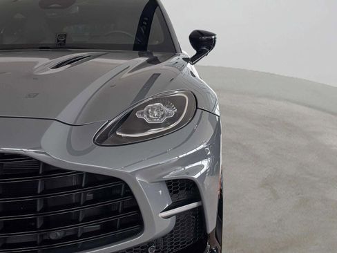Used 2025 Aston Martin DBX 707 image 51