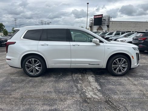 Used 2020 Cadillac XT6 Premium Luxury FWD image 11