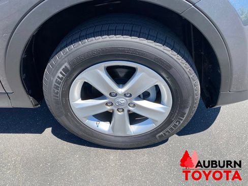 Used 2014 Toyota RAV4 XLE AWD/4WD image 10