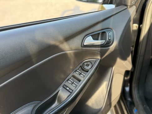 Used 2017 Ford Focus RS image 15