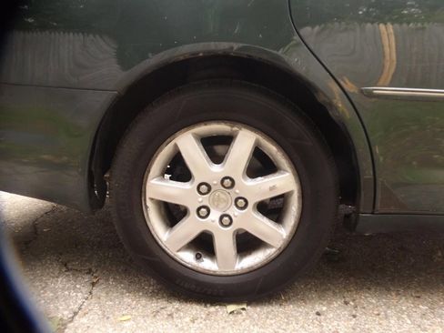 Used 2002 Toyota Avalon XLS FWD image 21