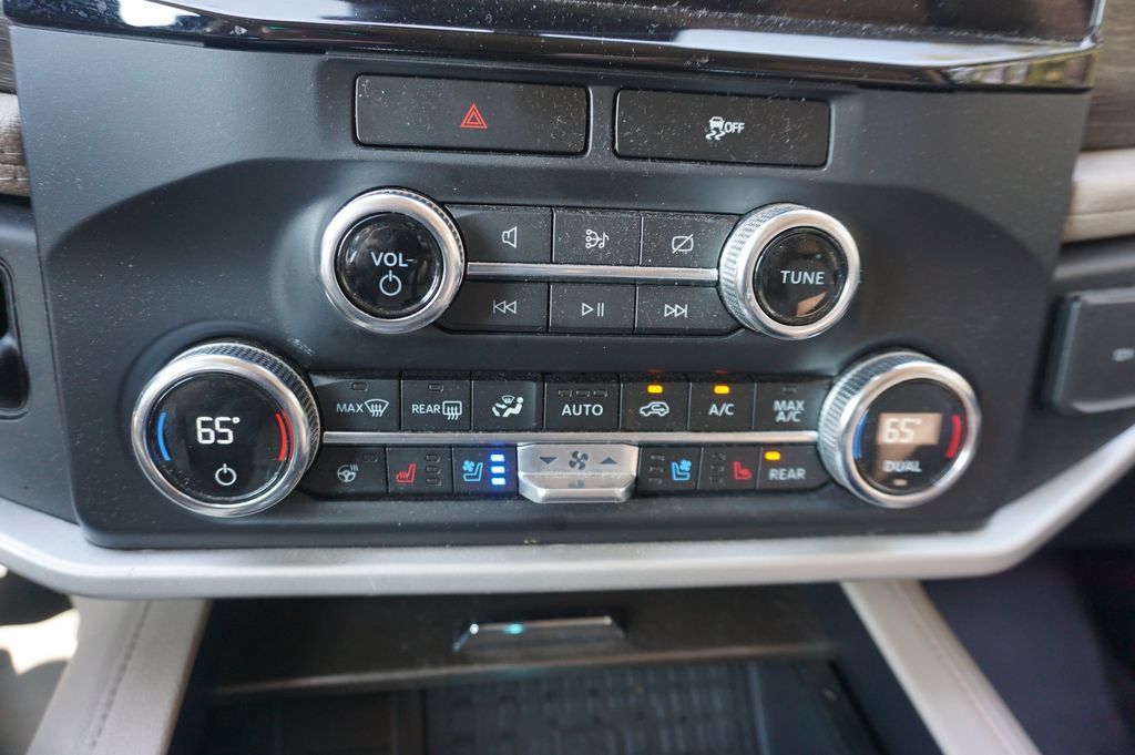 Used 2023 Ford Expedition Max Limited RWD image 12