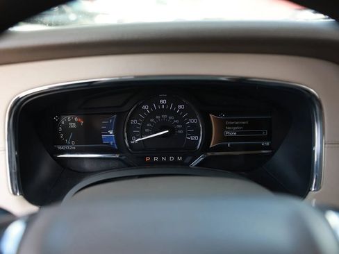 Used 2015 Lincoln Navigator L 2WD image 32