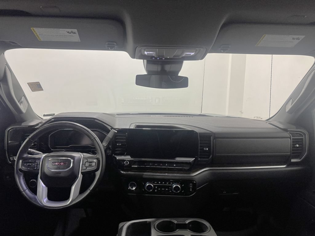 Used 2024 GMC Sierra 1500 SLE AWD/4WD image 2
