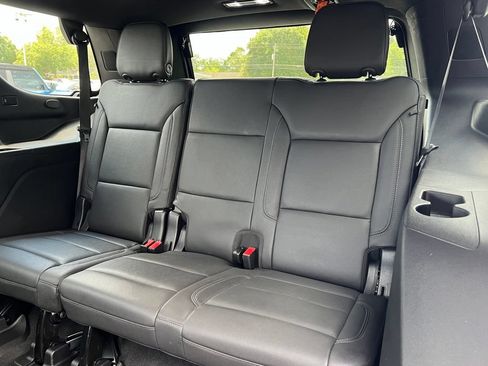 Used 2023 Chevrolet Tahoe Z71 AWD/4WD image 12