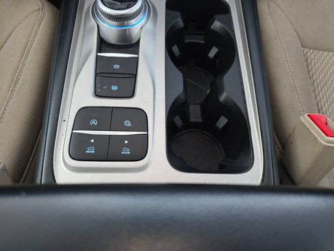 Used 2023 Ford Explorer 2WD image 14