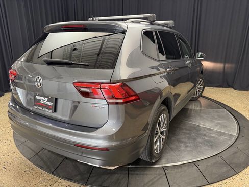Used 2019 Volkswagen Tiguan SE w/ Panoramic Sunroof Package image 8