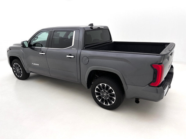 Used 2025 Toyota Tundra Limited AWD/4WD image 10
