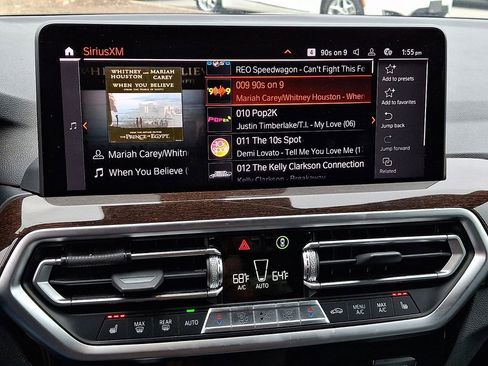 Used 2023 BMW X4 xDrive30i image 19