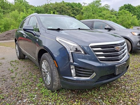 Used 2019 Cadillac XT5 Luxury AWD/4WD image 3