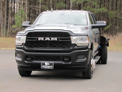 Used 2022 RAM 3500 Tradesman w/ Max Tow Package image 8