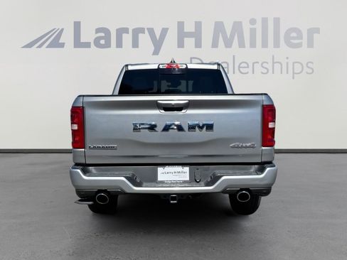 Used 2025 RAM 1500 Laramie w/ Sport Appearance Package AWD/4WD image 4