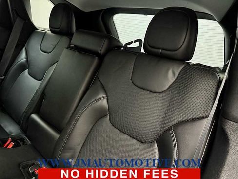 Used 2020 Jeep Cherokee Limited image 15