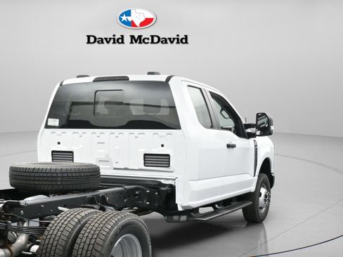 New 2025 Ford F350 XL w/ XL Chrome Package image 15