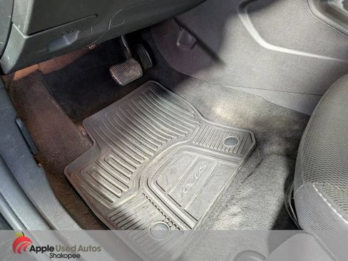 Used 2014 Ford Focus SE w/ SE Winter Package FWD image 14