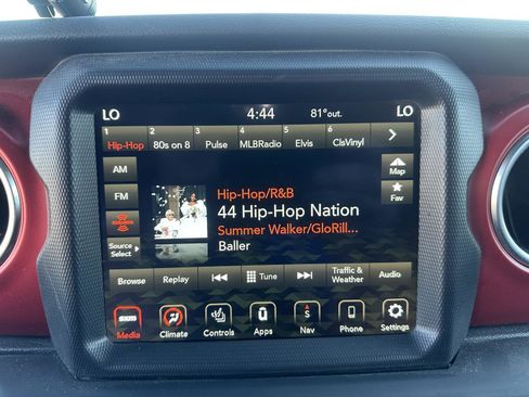 Used 2023 Jeep Wrangler Unlimited Rubicon w/ Cold Weather Group image 18