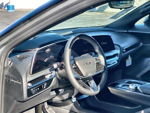 New 2026 Cadillac Lyriq V image 11