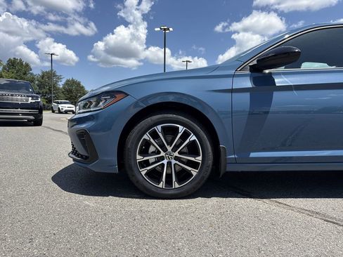 New 2025 Volkswagen Jetta Sport image 9