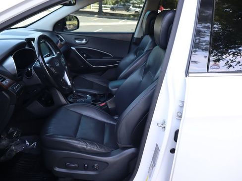Used 2017 Hyundai Santa Fe Limited AWD/4WD image 19
