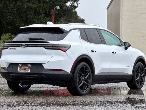 New 2026 Chevrolet Equinox EV LT w/ LPO, Blackout Package image 4