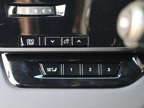 Certified 2024 Lexus RX 500h F Sport w/ Convenience Package image 15