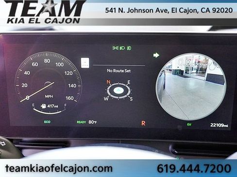 Certified 2025 Kia Carnival SX Prestige FWD image 37