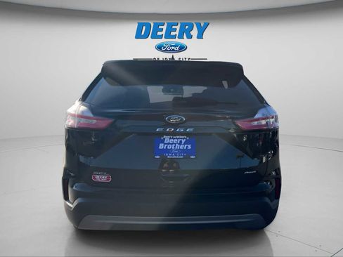 Used 2022 Ford Edge SEL w/ Convenience Package image 7