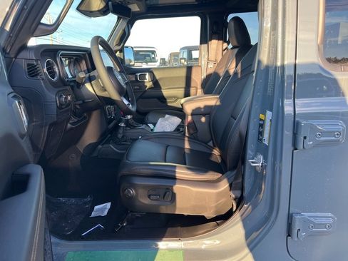 New 2026 Jeep Wrangler Sahara image 22