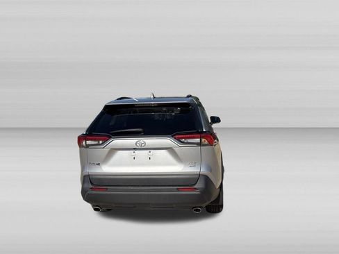 Used 2023 Toyota RAV4 XLE Premium AWD/4WD image 4