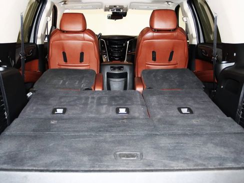 Used 2020 Cadillac Escalade Luxury image 72