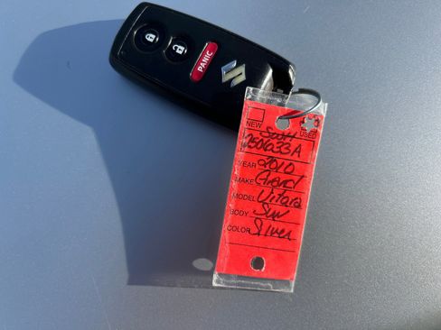 Used 2010 Suzuki Grand Vitara Limited image 31