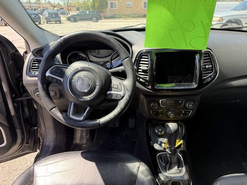 Used 2017 Jeep Compass Limited w/ Navigation Group image 14