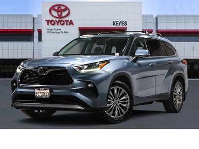 Used 2022 Toyota Highlander Platinum