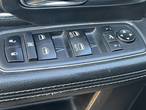 Used 2017 RAM 2500 Laramie w/ Sport Appearance Group image 41