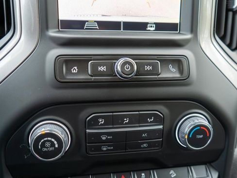 Used 2024 Chevrolet Silverado 1500 Custom Trail Boss image 24