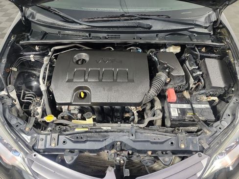 Used 2015 Toyota Corolla LE image 15